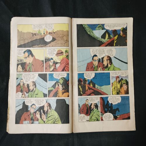 STARS OF FIRE (BACK COVER DOWN SIDE BIG CUT)
