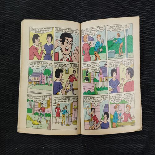 LAUGH (NO-137)