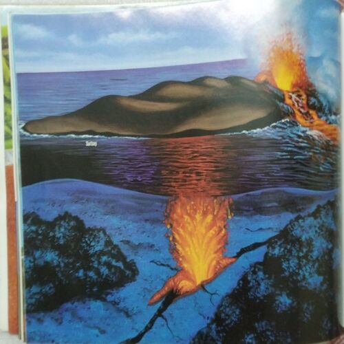 Why Do Volcanoes Blow Their Tops?: Questions and Answers About Volcanoes and Earthquakes
