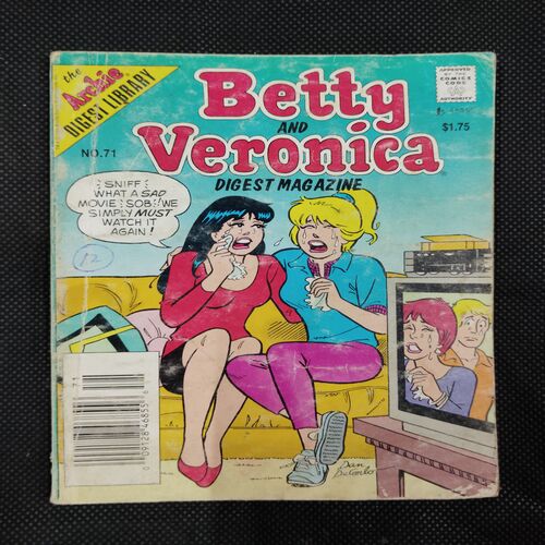 BETTY AND VERONICA (NO-71)