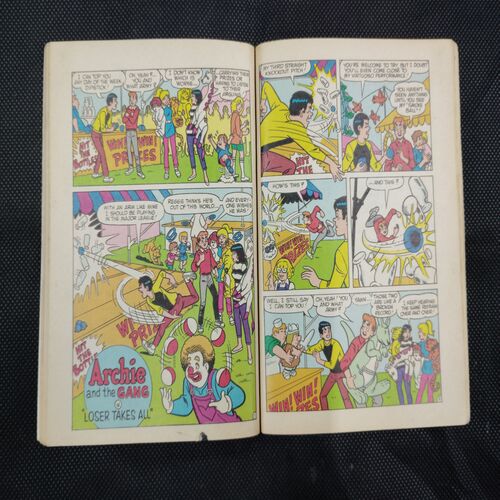 BETTY AND VERONICA (NO-95)
