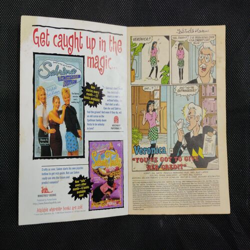 BETTY AND VERONICA (NO-105)