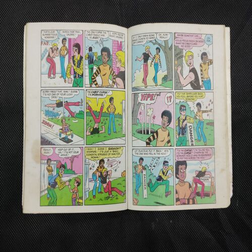 BETTY AND VERONICA (NO-71)