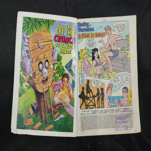 BETTY AND VERONICA (NO-71)