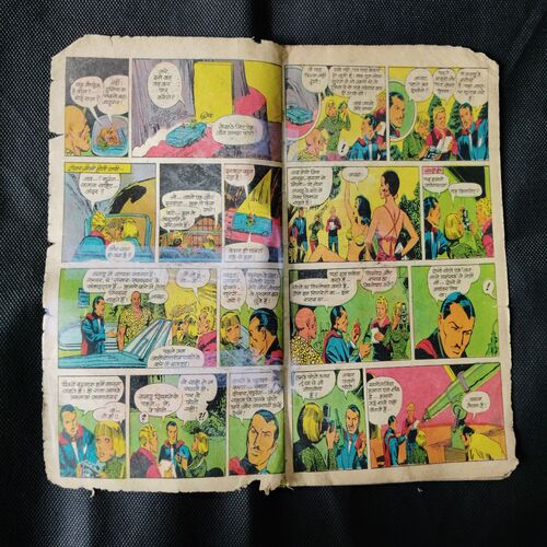 (INDRAJAL COMICS) (SINGLE BINDING 2 IN 1) 1.>APARAADHON KI DUNIYA (PART-1), 2.>APARAADHON KI DUNIYA (PART-2).