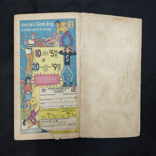 BETTY AND VERONICA (NO-6) (LAST PAGE DOWN SIDE LITTLE CUT)