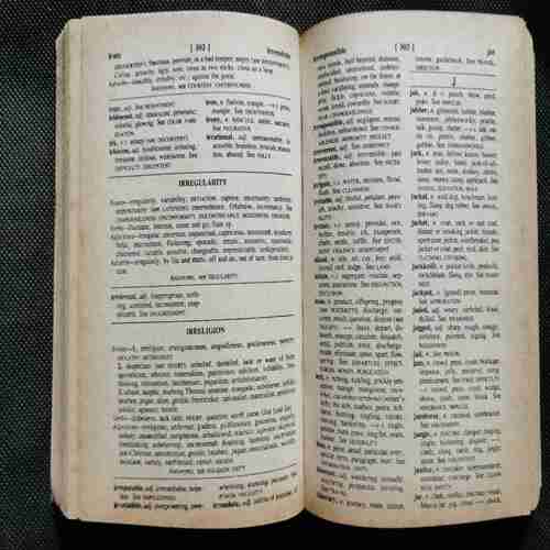 Roget,s Thesaurus of Synonyms And Antonyms In Dictionary  From
