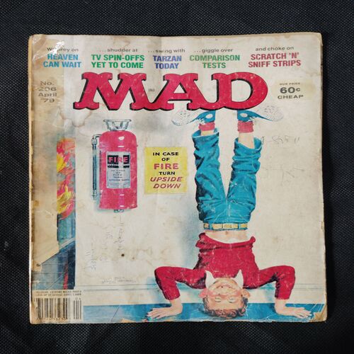 MAD (NO-206 APRIL-1976) (BACK COVER UPPER SIDE LITTLE CUT)