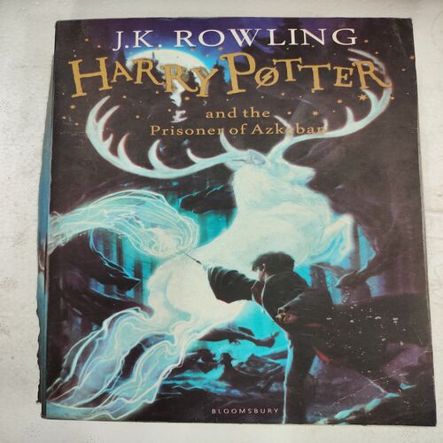 J.K Rowling Harry Potter And The Prisoner Of Azkabar .