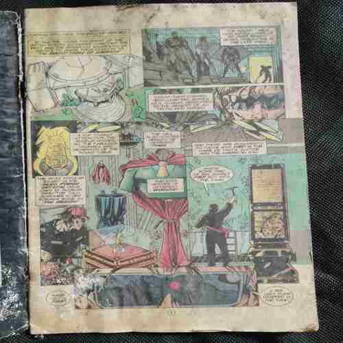 Big Bang (Back Cover  Damage )