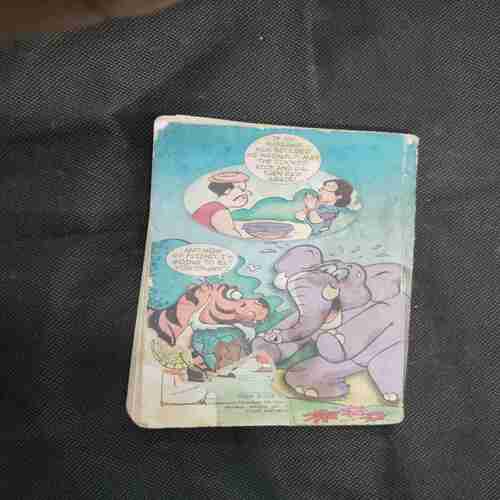 TINKLE (DOUBLE DIGEST NO- 16) Back cover littel cut down side.