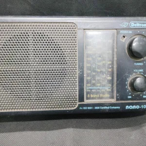 Antique Radio (Not working) .