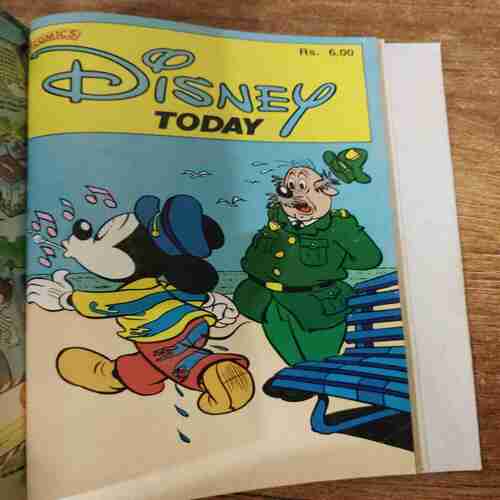 Disney Today (13 Comisc in 1 banding )