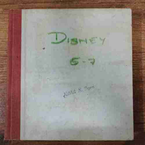 Disney Today (16 Comisc in 1 banding )(One page small cut )