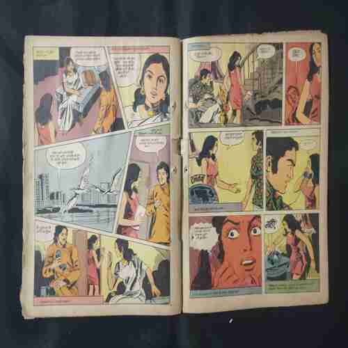 BAHADUR AUR MAYANAGRI KE THAG (FRONT COVER UPPER SIDE LITTLE CUT)