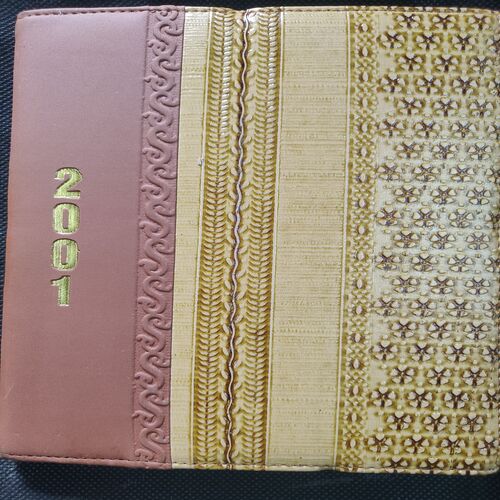 Prime Cover Old Diary . Year : - ( 2001 ) .
