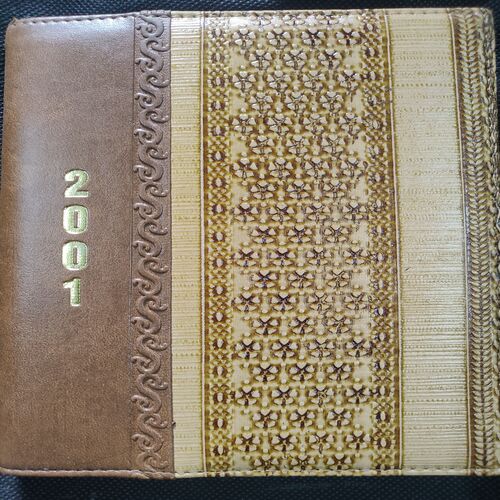 Prime Cover Old Diary . Year : - ( 2001 ) .