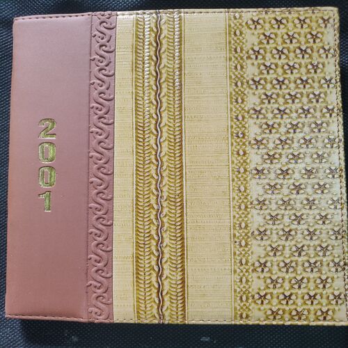 Prime Cover Old Diary . Year : - ( 2001 ) .