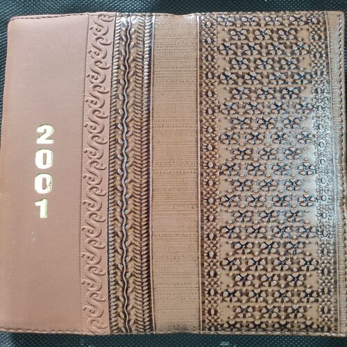 Prime Cover Old Diary . Year : - ( 2001 ) .