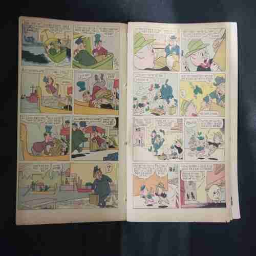PORKY PIG (DECEMBER) (FRONT COVER DOWN SIDE LITTLE CUT)