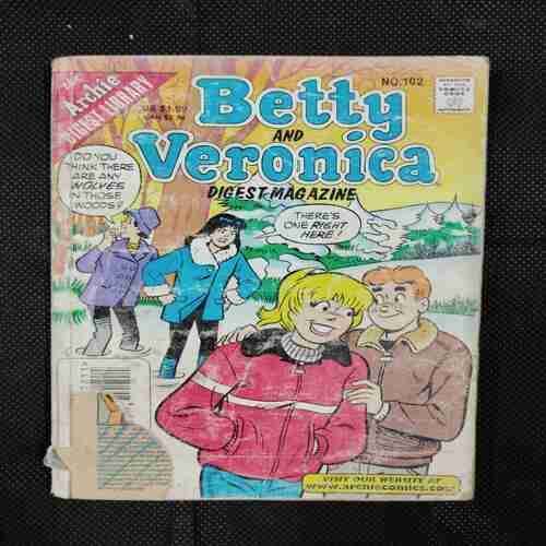 BETTY AND VERONICA (NO-102)