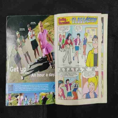 BETTY AND VERONICA (NO-194)