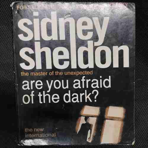 Are You Afraid Of The Dark ?(Sidney Sheldon)