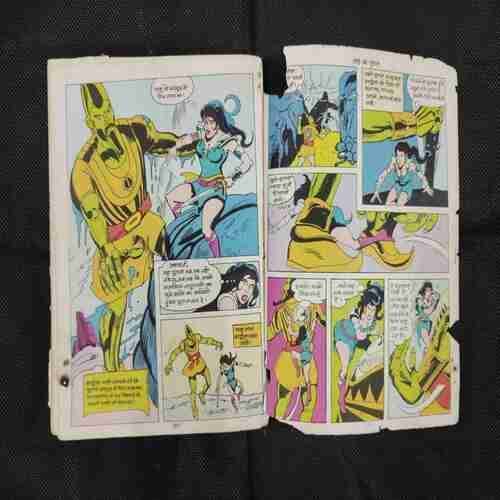 LOHA KA PUTALA (LAST PAGE UPPER SIDE LITTLE CUT AND STORY IMPACT FRONT COVER RIGHT SIDE LITTLE DAMAGE OR BACK COVER MISSING)