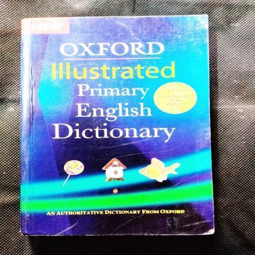 Oxford Illustrated Primary English Dictionary .