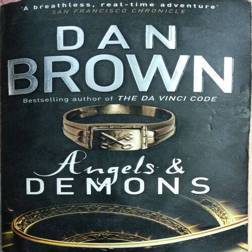 Angles & Demons ( Dan Brown )