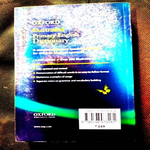 Oxford Illustrated Primary English Dictionary .