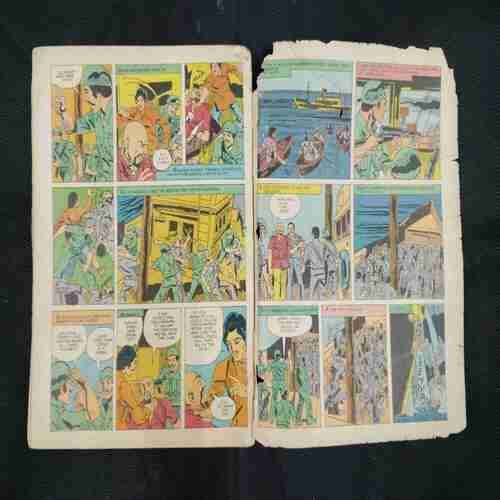 THE DESERT SMUGGLERS (BACK COVER MISSING AND BACK UPPER SIDE LITTLE CUT)
