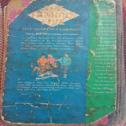 The Famous Five : Five Go Off In A Caravan (By Enid Blyton) (No. Of Pages - 192)