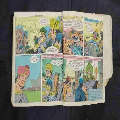 AMAR CHITRA KATHA (SINGLE BINDING-18 IN 1) AGASTYA, SHARAN KAUR,NACHIKETA,THE PROPHECY,TALES OF DURGA,KARDAMA AND DEVAHUTI,RAJA BHOJA,SAMUDRA GUPTA,THE SYAMANTAKA GEM,SHIVA PARVATI,PRABHAVATI,SATI AND SHIVA,RANA KUMBHA,RANJIT SINGH,SULTANA RAZIA,THE CHURNING OF THE OCEAN,RANI ABBAKKA,VIKRAMADITYA,SHALIVAHANA.