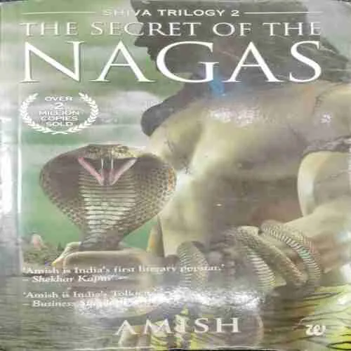 The Secret Of The Nagas ; Amish (Rs.295)