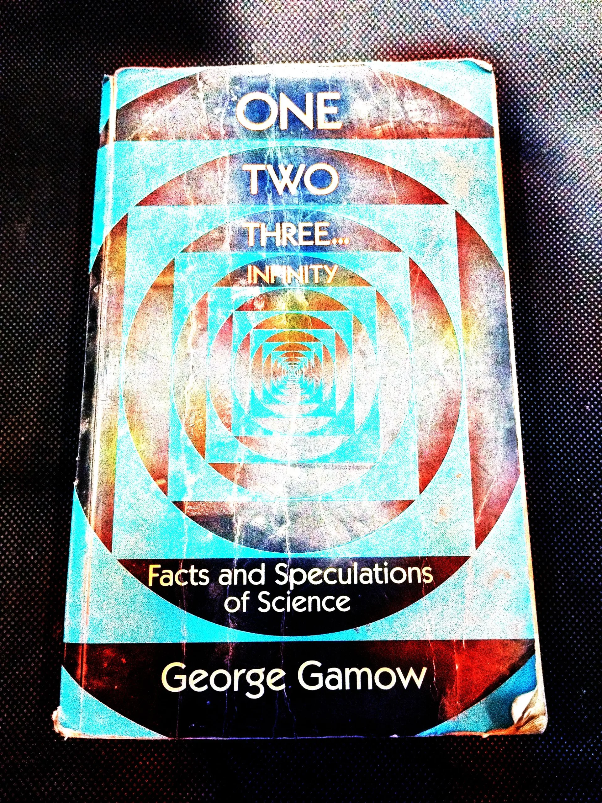 `One Two Three Infinity ( George Gamow ) .