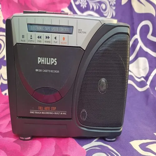 Cassette Player . ( Philips ) .