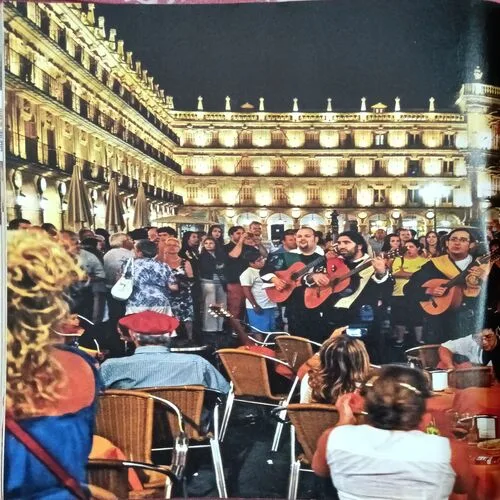 Lonely Planet ( April 2013 )