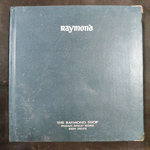 Raymond Diary ( 2004 ).