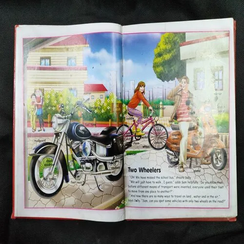 My First 1000 Words Picture Book .