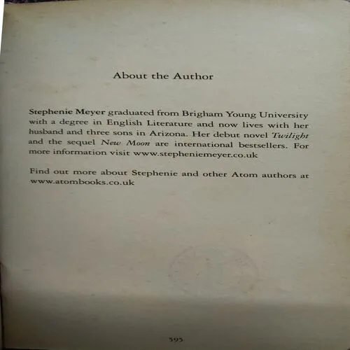 New Moon (By Stephenie Meyer) (Total Pages = 596)