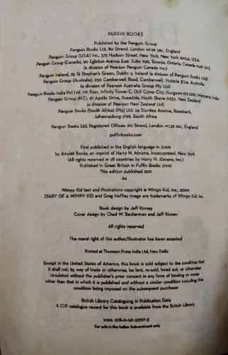 Diary Of a Wimpy Kid : Dog Days (Total Pages =  218)