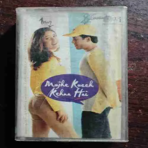 MUJHE KUEEH KEHNA HAI