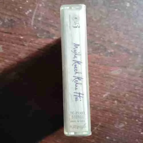 MUJHE KUEEH KEHNA HAI