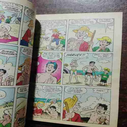 Document 4_13 ARCHIE PALS'N GALS DOUBLE DIGEST