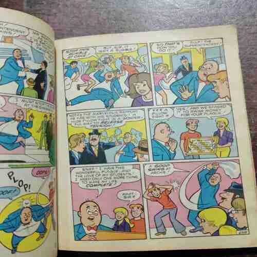 BETTY VERONICA DIGEST MAGAZINE (NO.52)
