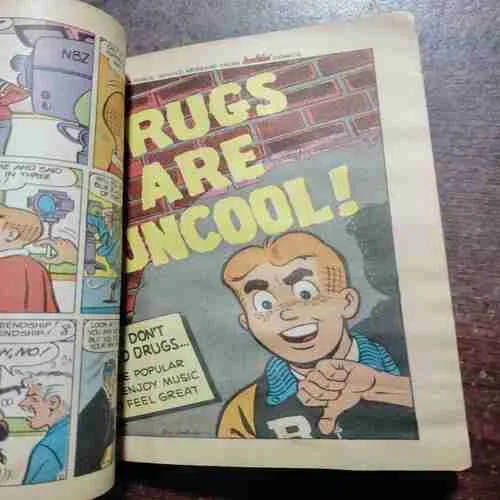 BETTY VERONICA DIGEST MAGAZINE (NO.48) BACK COVER MISSING .