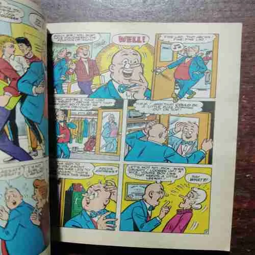 ARCHIE'S DOUBLE DIGEST (NO.137)