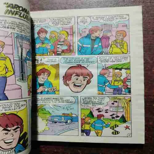BETTY AND VERONICA DOUBLE DIGEST (NO. 44)