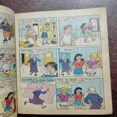 BETTY AND VERONICA DOUBLE DIGEST (NO. 102)